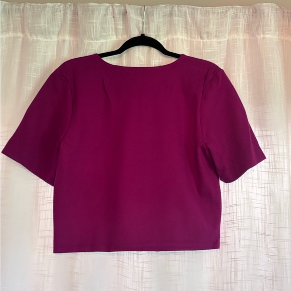 Express Women's Purple Top - Picture 3 of 3
